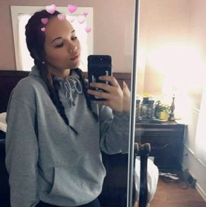 Meet your Posher, Emmaline